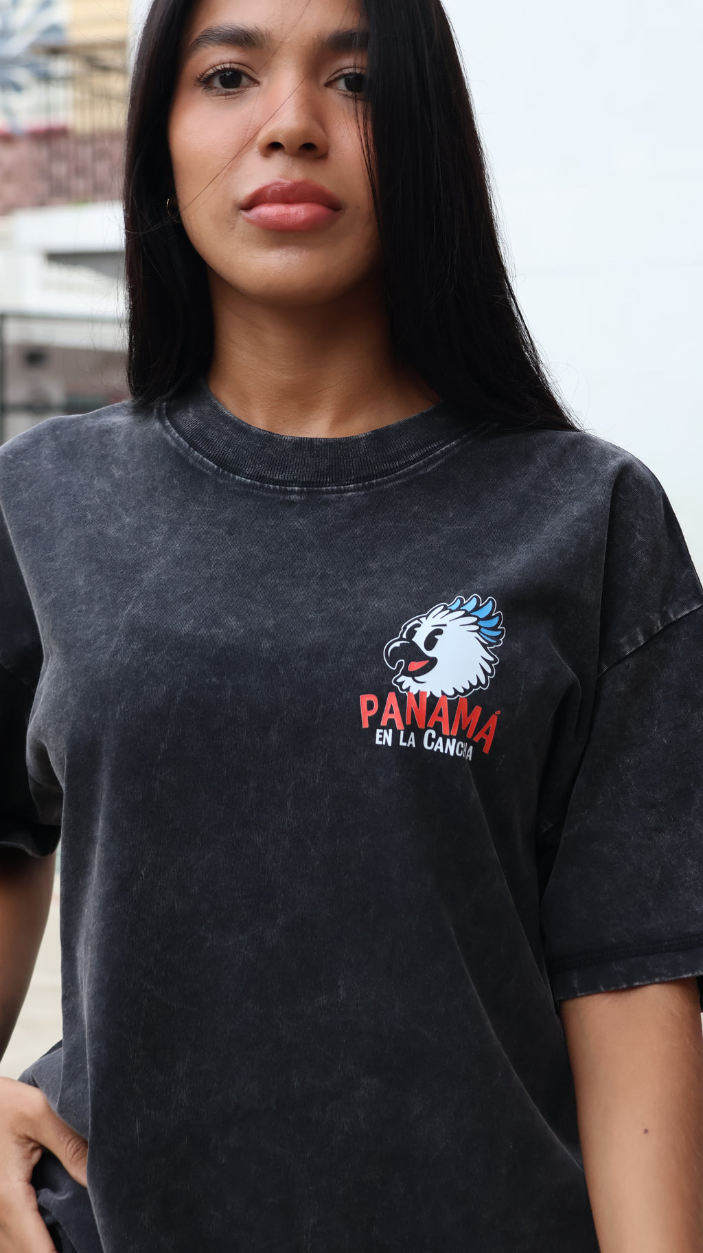 Tshirt Oversized "Panamá en la Cancha" color Negro Acid Wash
